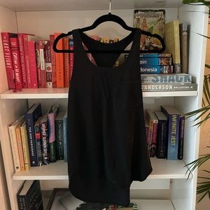 Lululemon black loose fit tank (6)